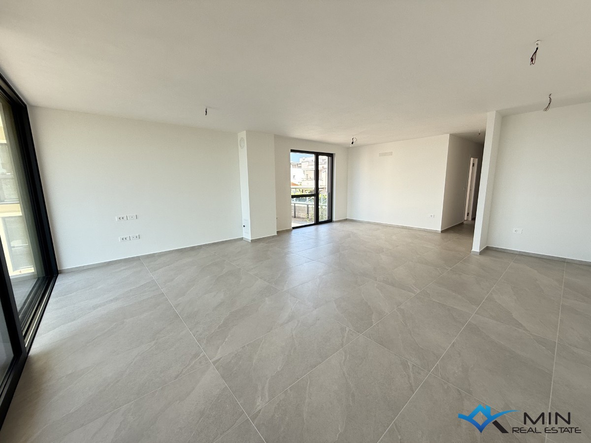 Lussuoso appartamento con vista mare a Cittanova ( bA2 )