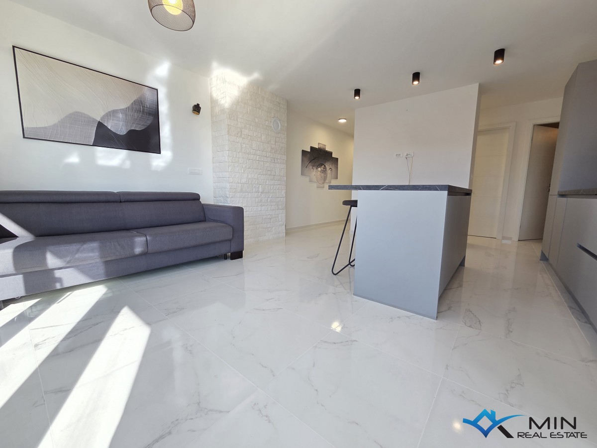 Appartamento esclusivo con vista panoramica sul mare a Cittanova