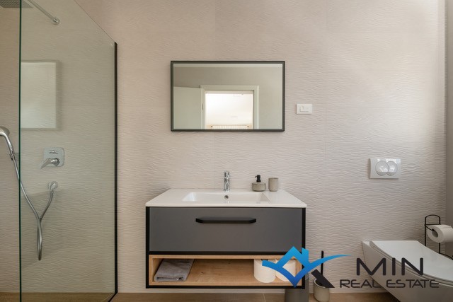 Villa indipendente con piscina vicino a Pola