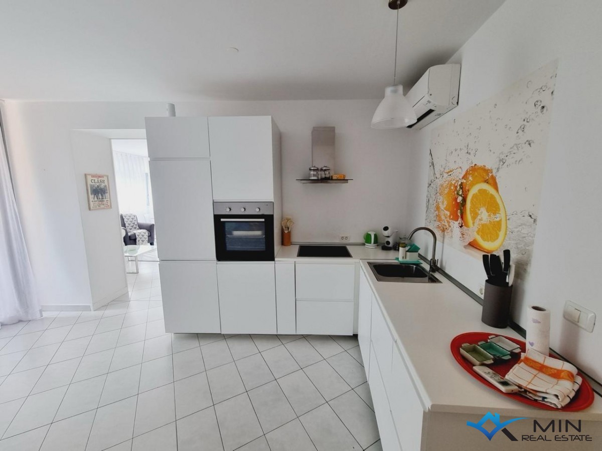 Appartamento con bellissima vista sul mare e sul porto turistico - Cittanova