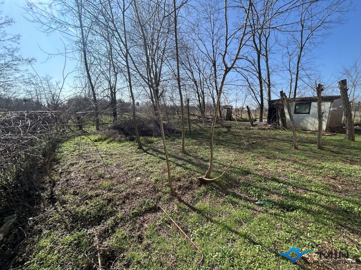 Casa con ampio giardino vicino a Umago