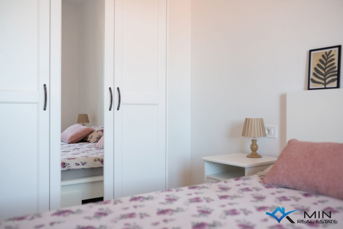 Appartamento con vista mare in ottima posizione a Cittanova