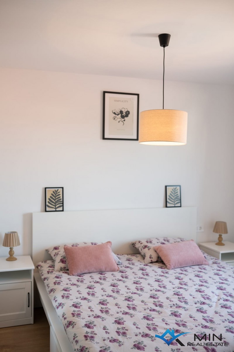 Appartamento con vista mare in ottima posizione a Cittanova