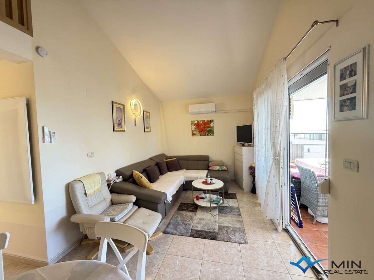 Spazioso appartamento con vista mare a Cittanova