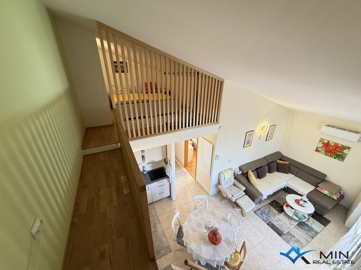 Spazioso appartamento con vista mare a Cittanova