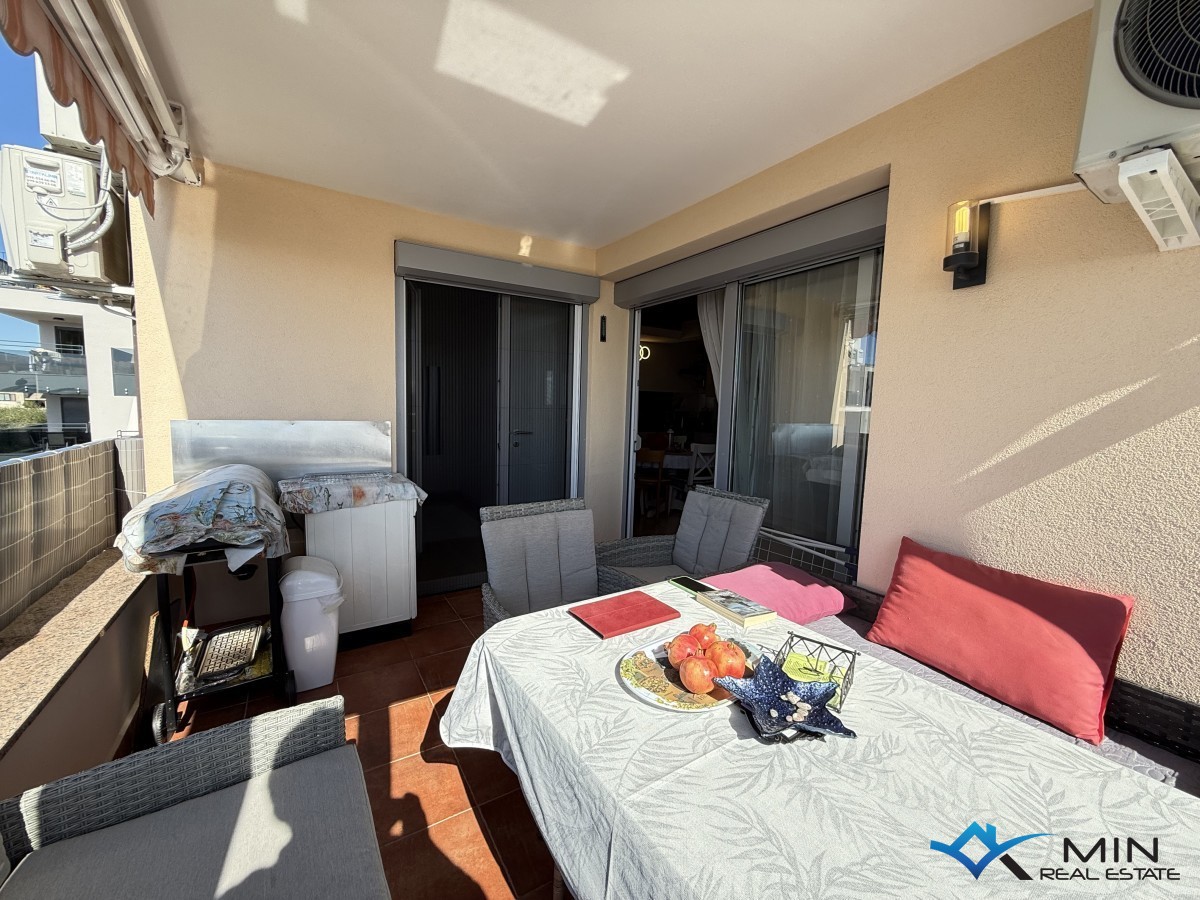 Spazioso appartamento con vista mare a Cittanova