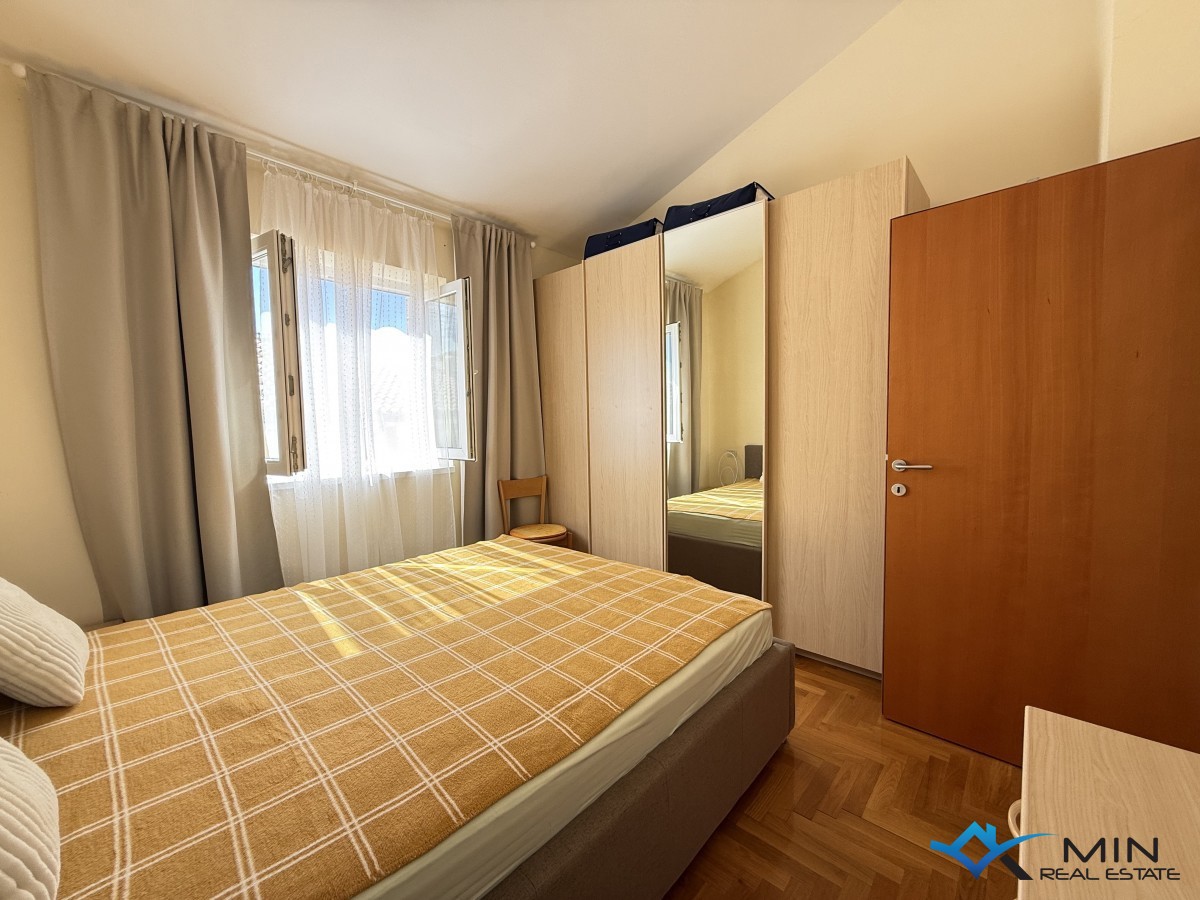 Spazioso appartamento con vista mare a Cittanova