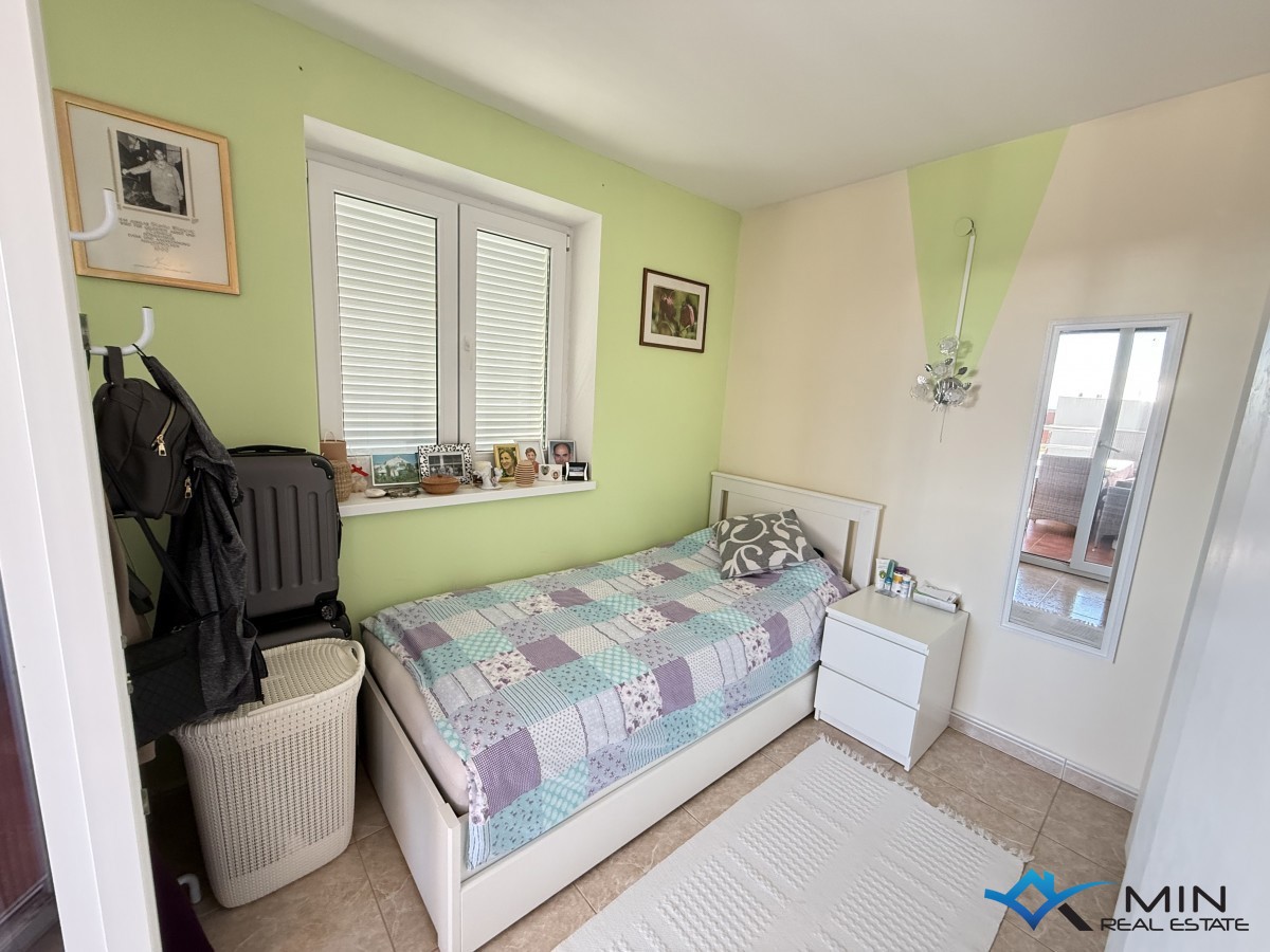 Spazioso appartamento con vista mare a Cittanova