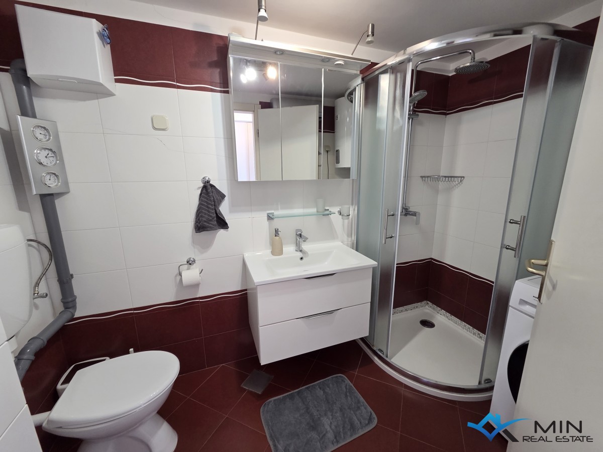 Appartamento con splendida vista mare a Novigrad