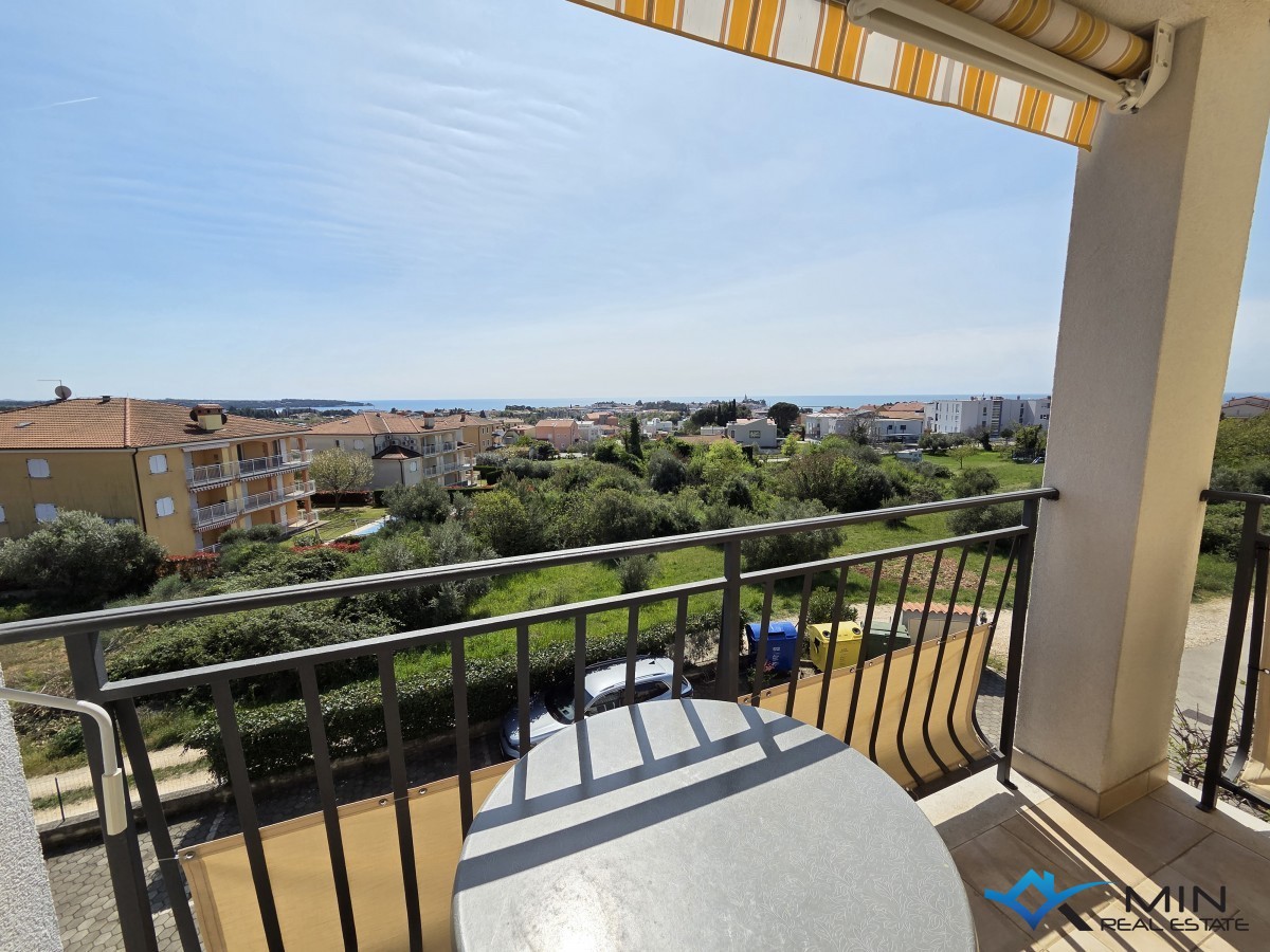 Appartamento con splendida vista mare a Novigrad