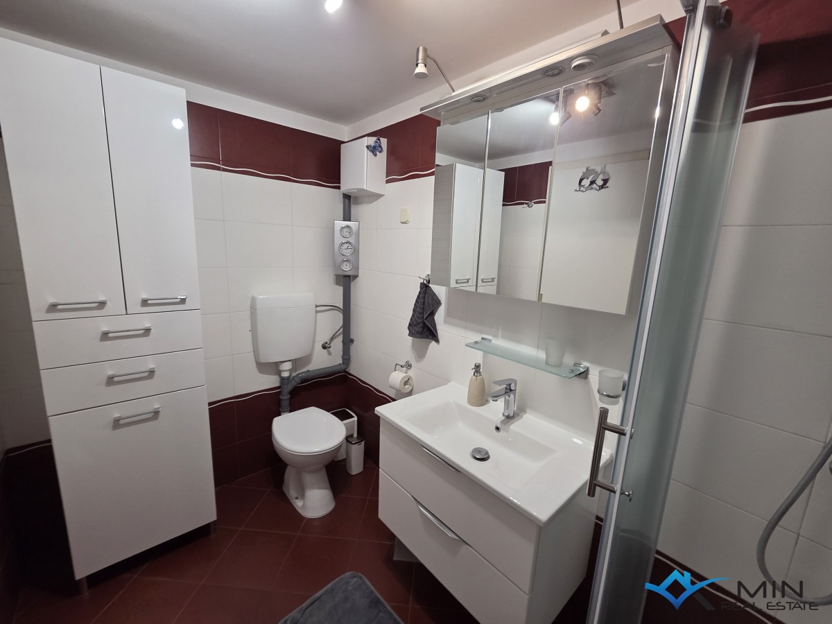 Appartamento con splendida vista mare a Novigrad