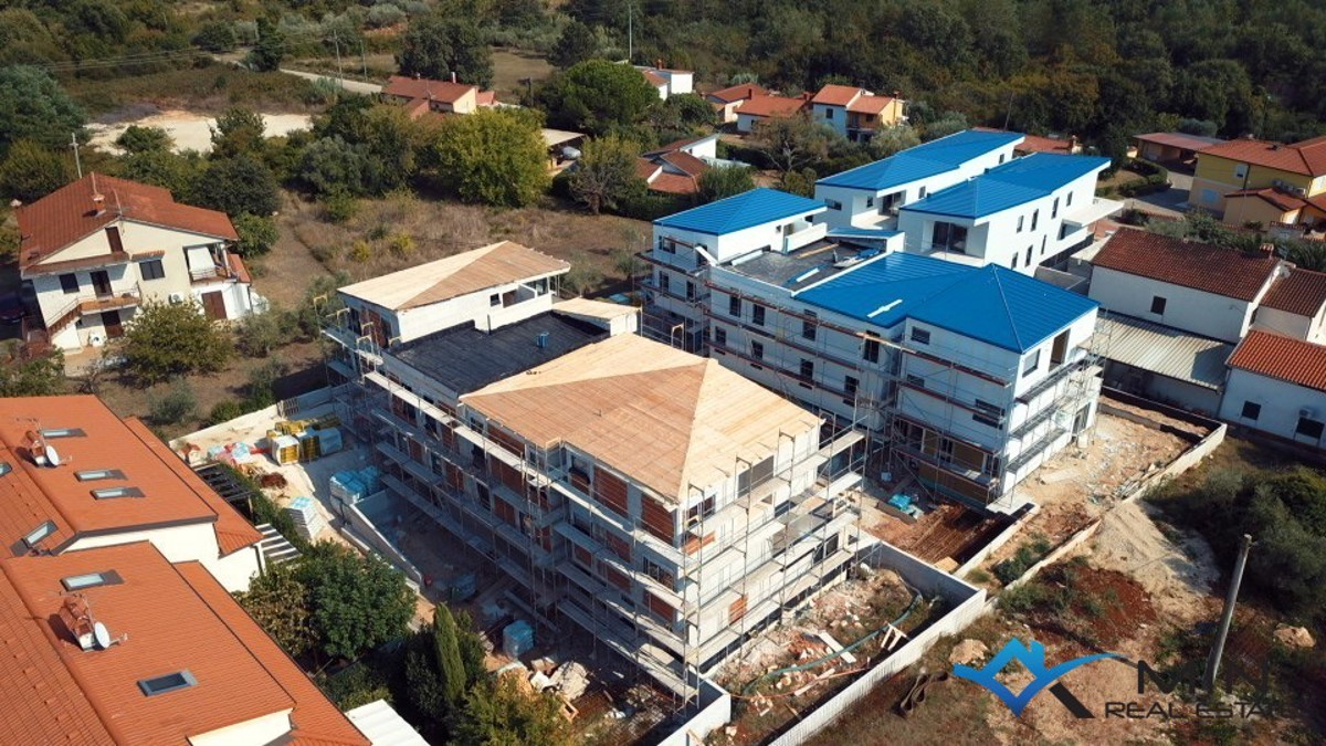 Appartamento moderno con giardino - Lovrečica (E1)