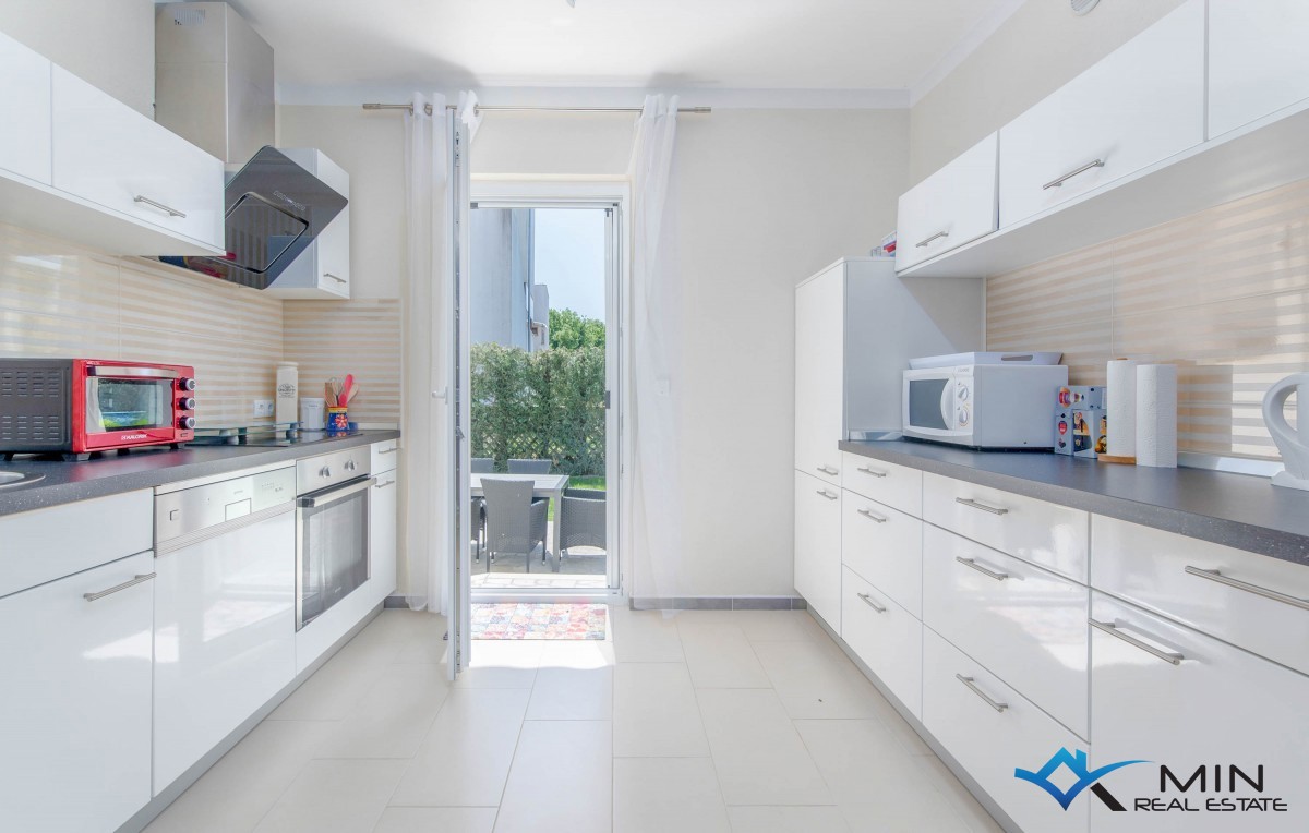 Casa indipendente con piscina a Cittanova