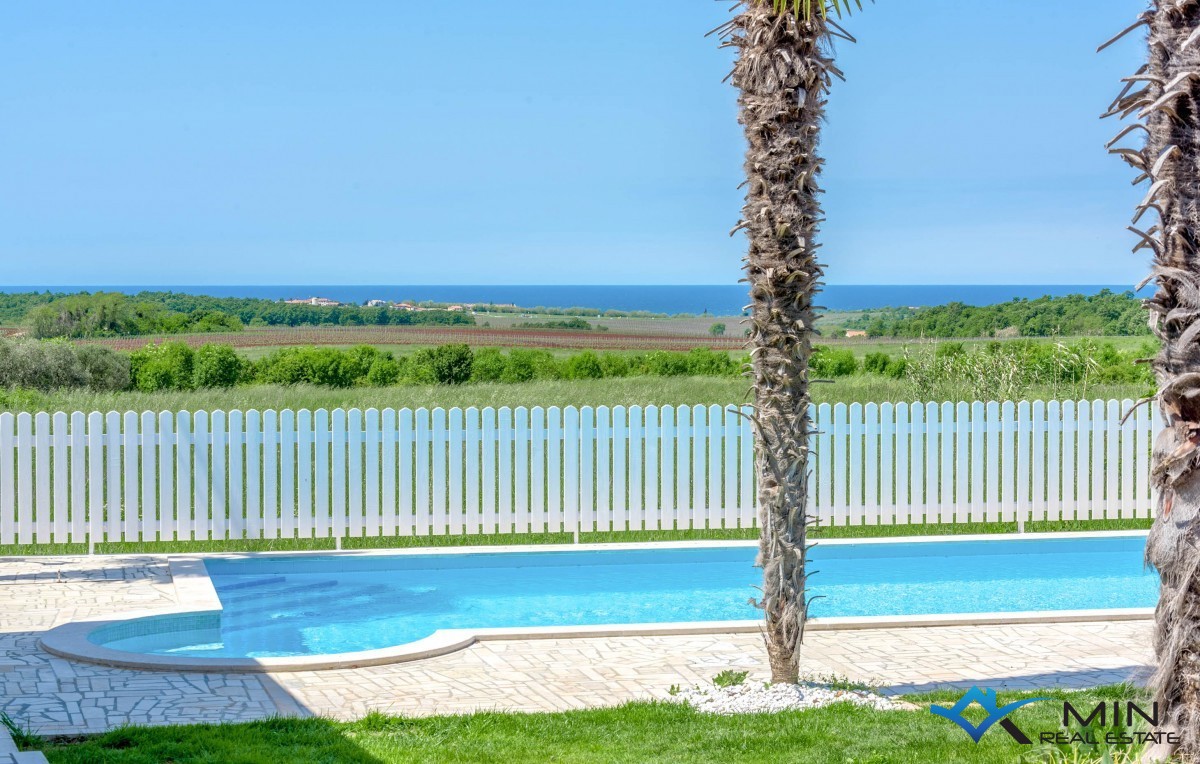 Casa indipendente con piscina a Cittanova