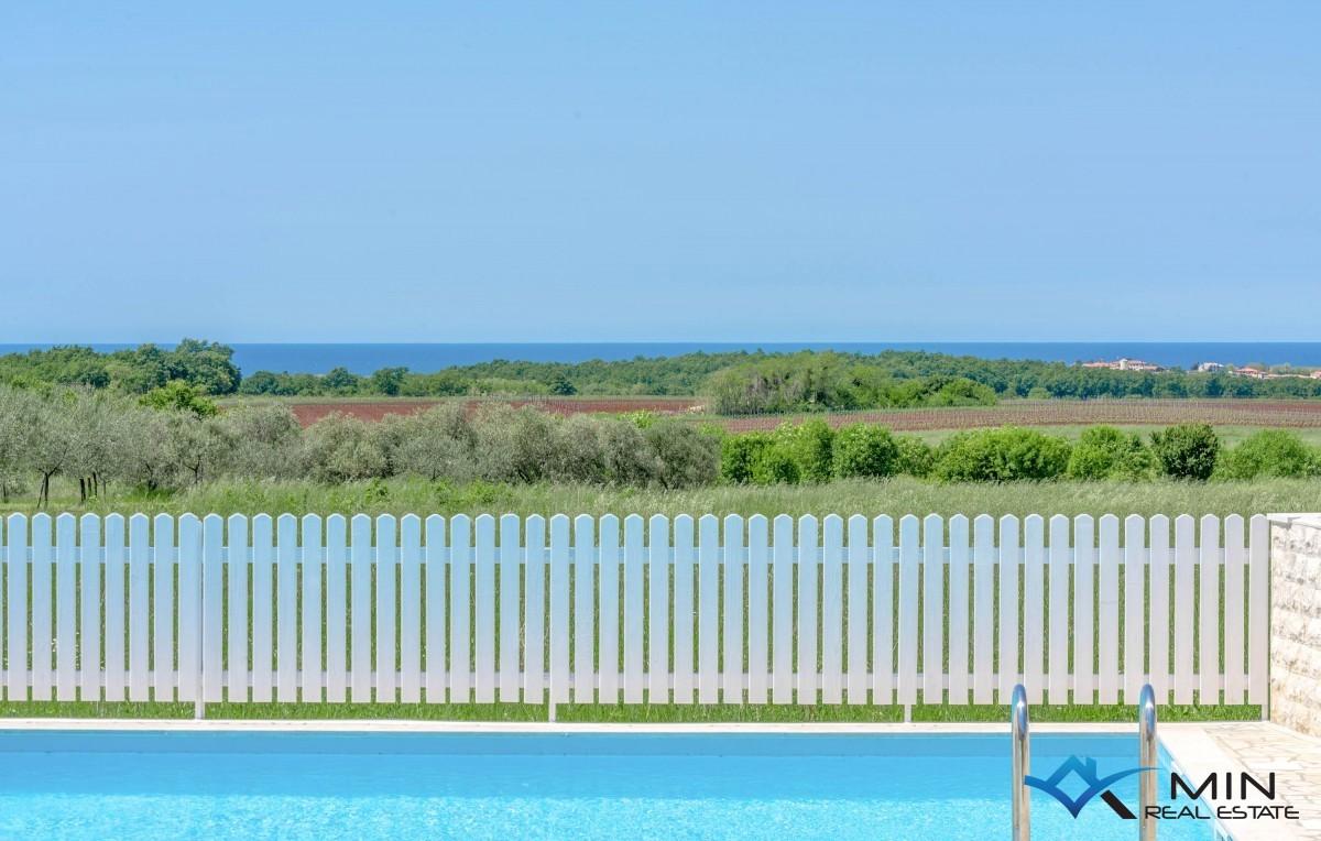 Casa indipendente con piscina a Cittanova