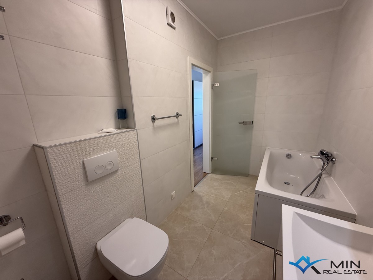 Confortevole appartamento con ampia terrazza a Cittanova