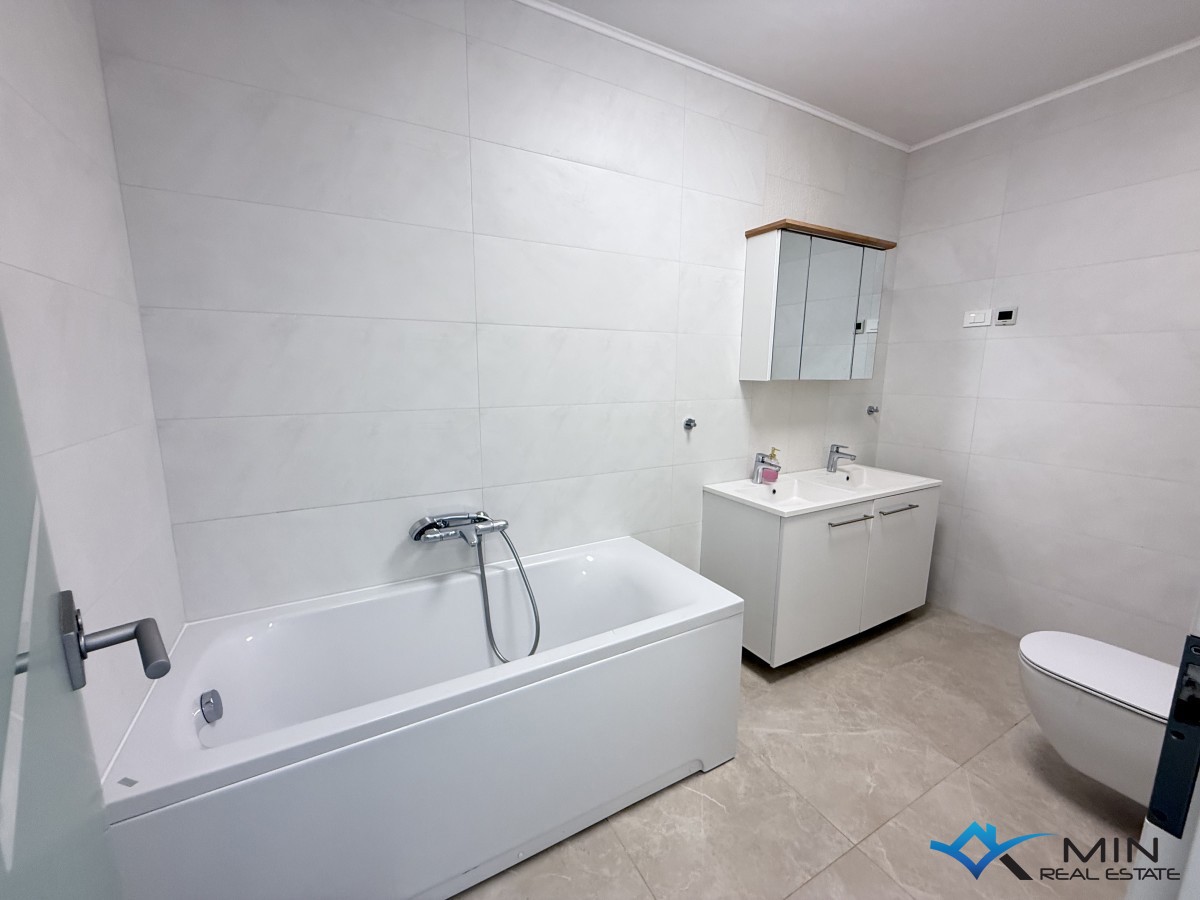Confortevole appartamento con ampia terrazza a Cittanova