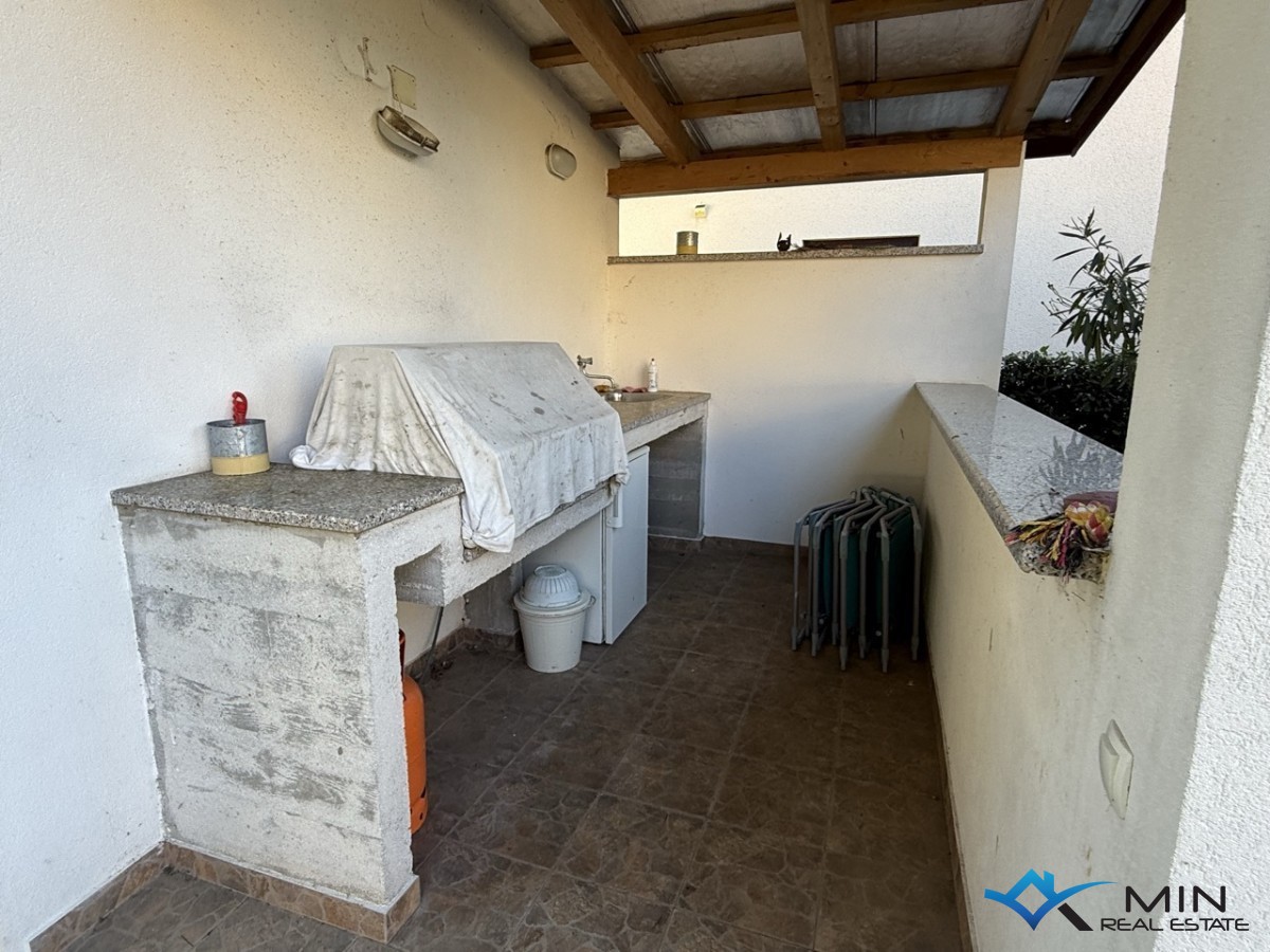 Casa indipendente con ampio giardino a Cittanova