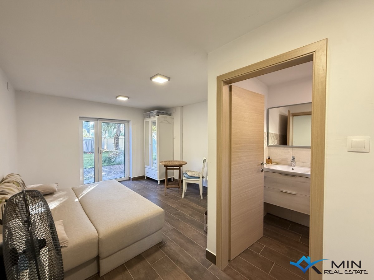 Casa indipendente con ampio giardino a Cittanova