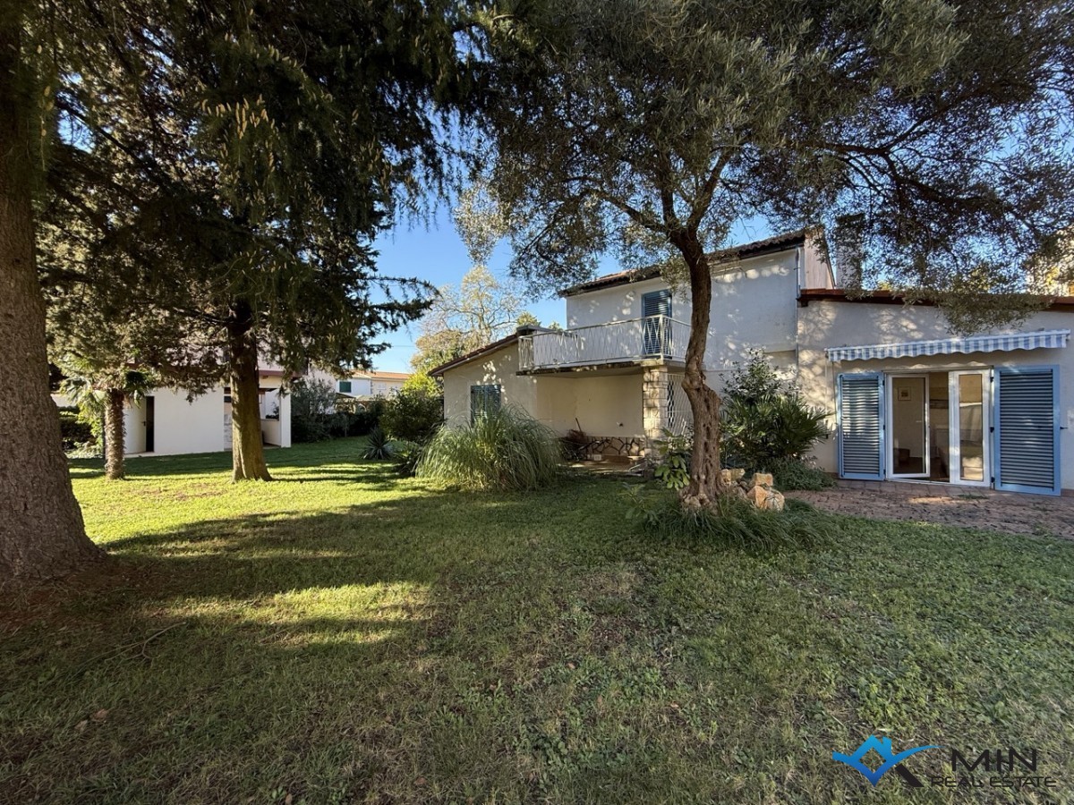 Casa indipendente con ampio giardino a Cittanova