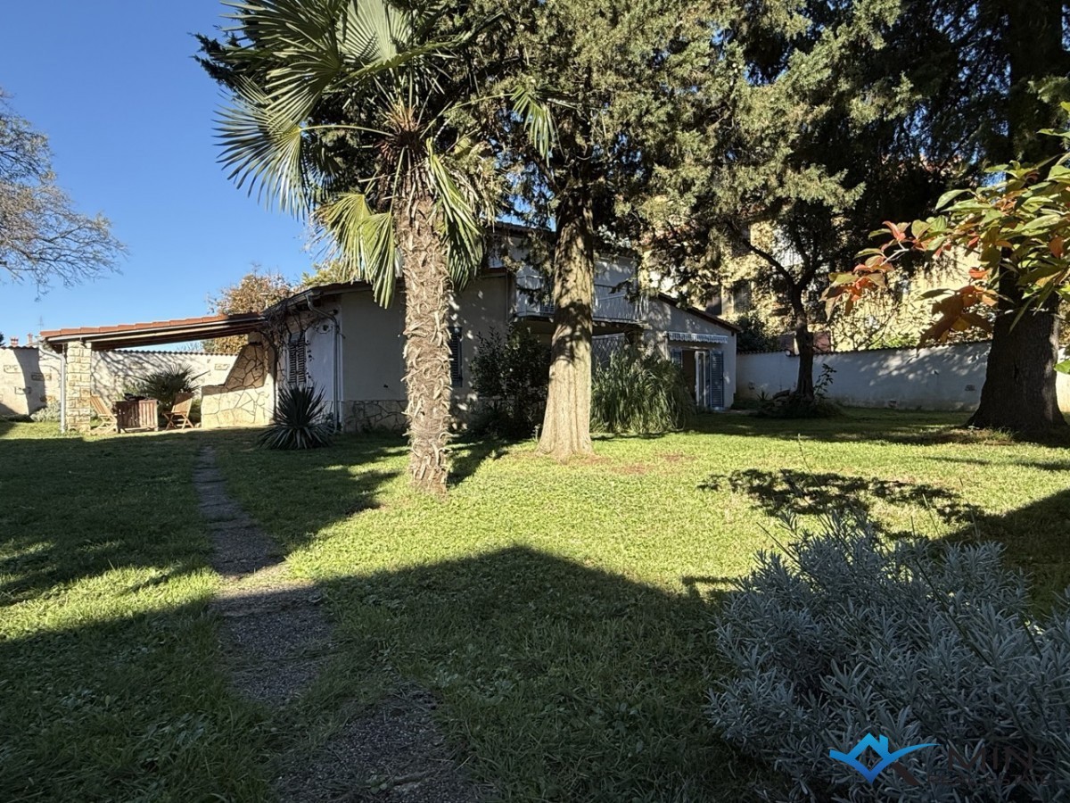 Casa indipendente con ampio giardino a Cittanova