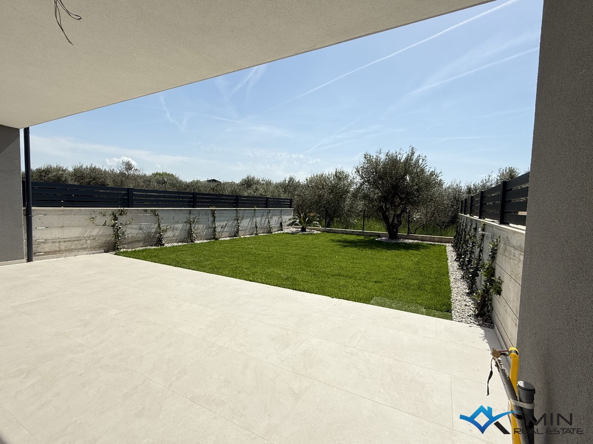 Moderno appartamento con giardino a Cittanova