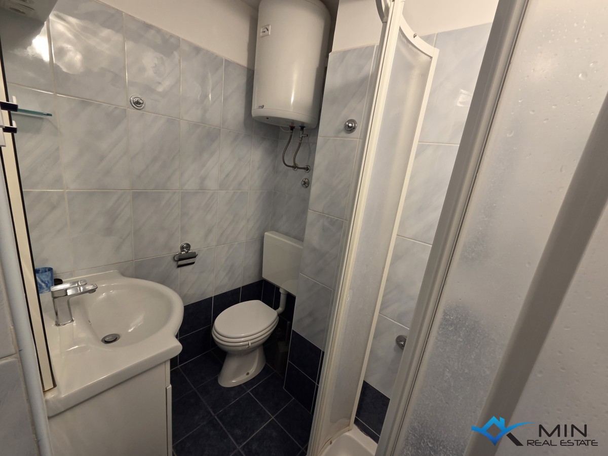 Appartamento con 2 terrazze e vista mare a Novigrad