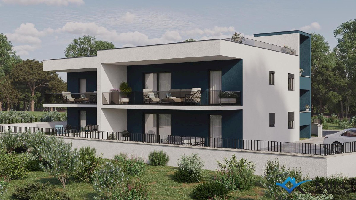 Moderno appartamento con terrazza sul tetto a Cittanova (S4)