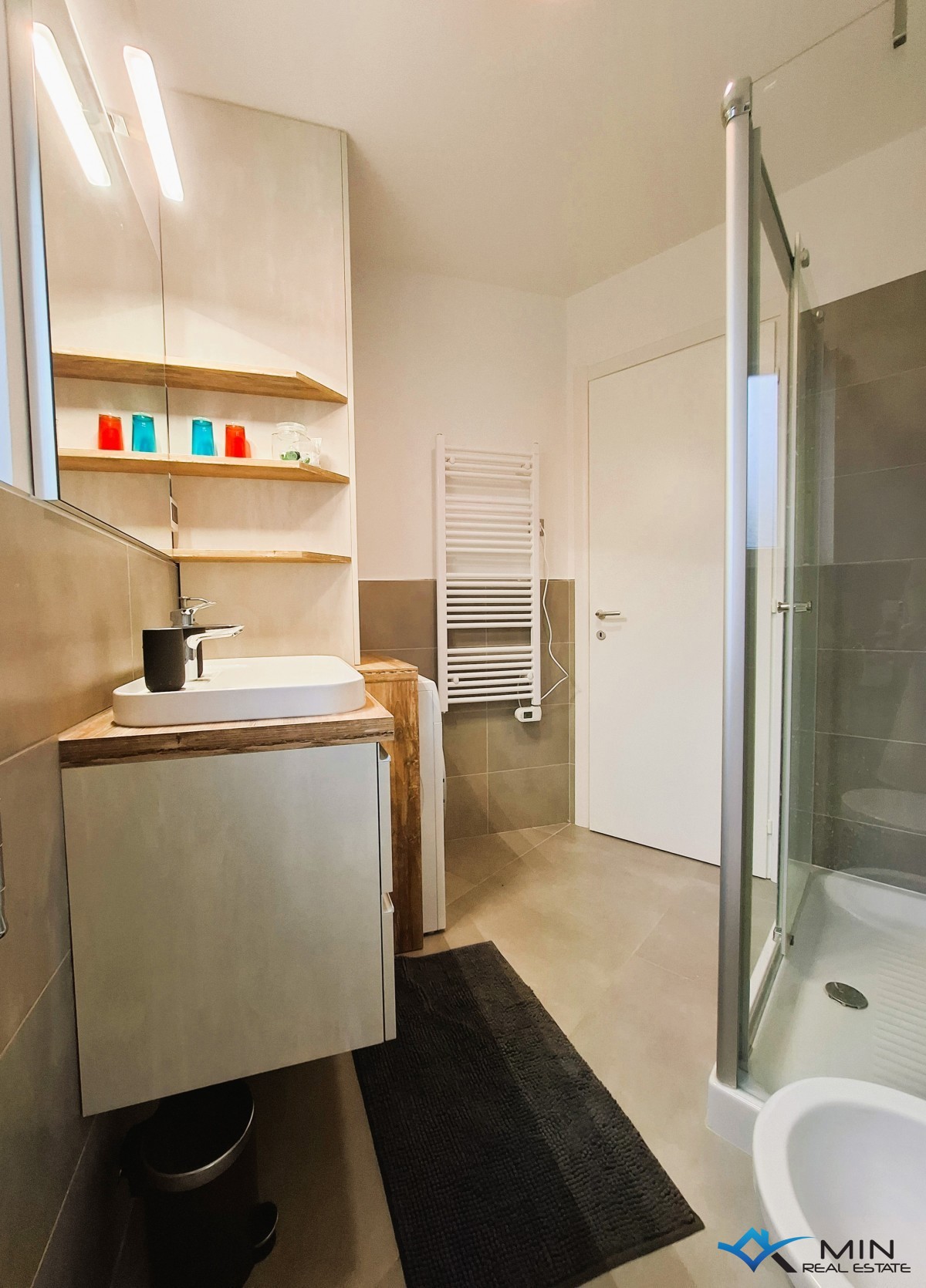 Appartamento con giardino, prima fila al mare a Cittanova