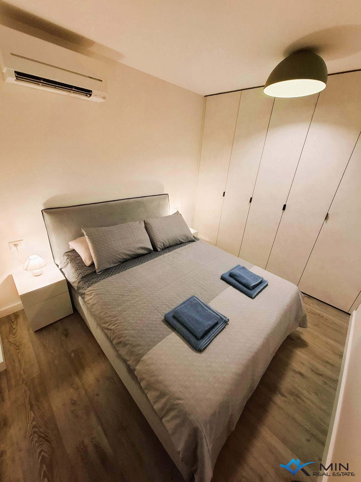 Appartamento con giardino, prima fila al mare a Cittanova