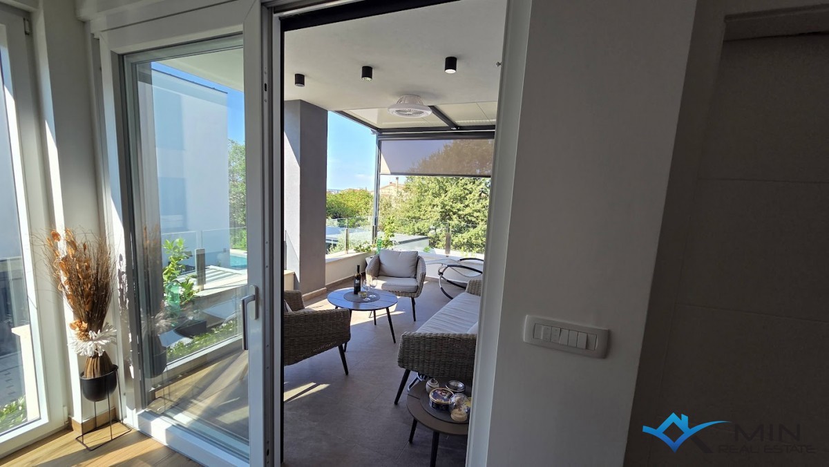 Moderno appartamento con vista mare a Cittanova