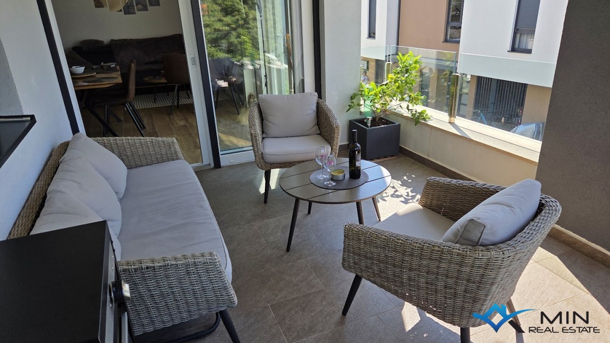 Moderno appartamento con vista mare a Cittanova