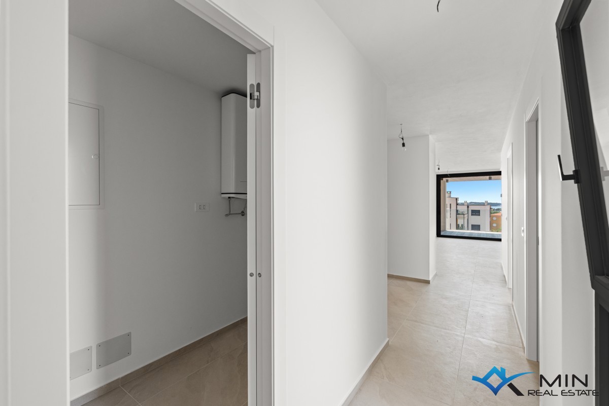Lussuoso appartamento con vista sul mare - Novigrad   ( aA3 )