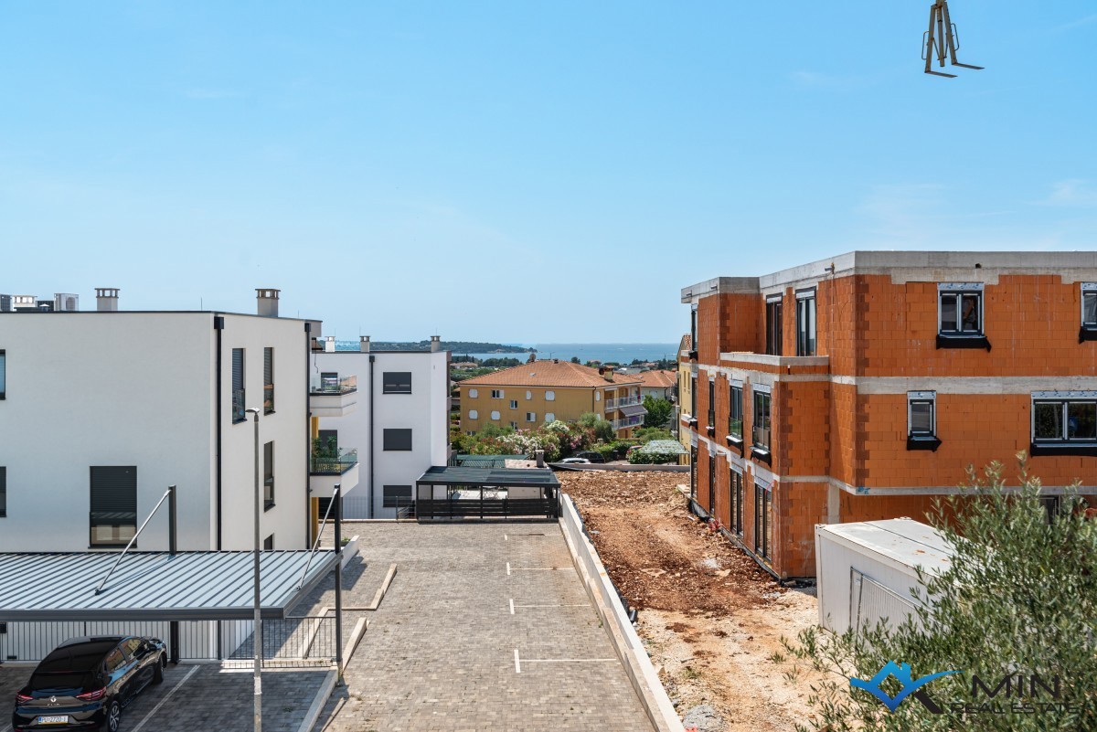 Lussuoso appartamento con vista sul mare - Novigrad   ( aA3 )