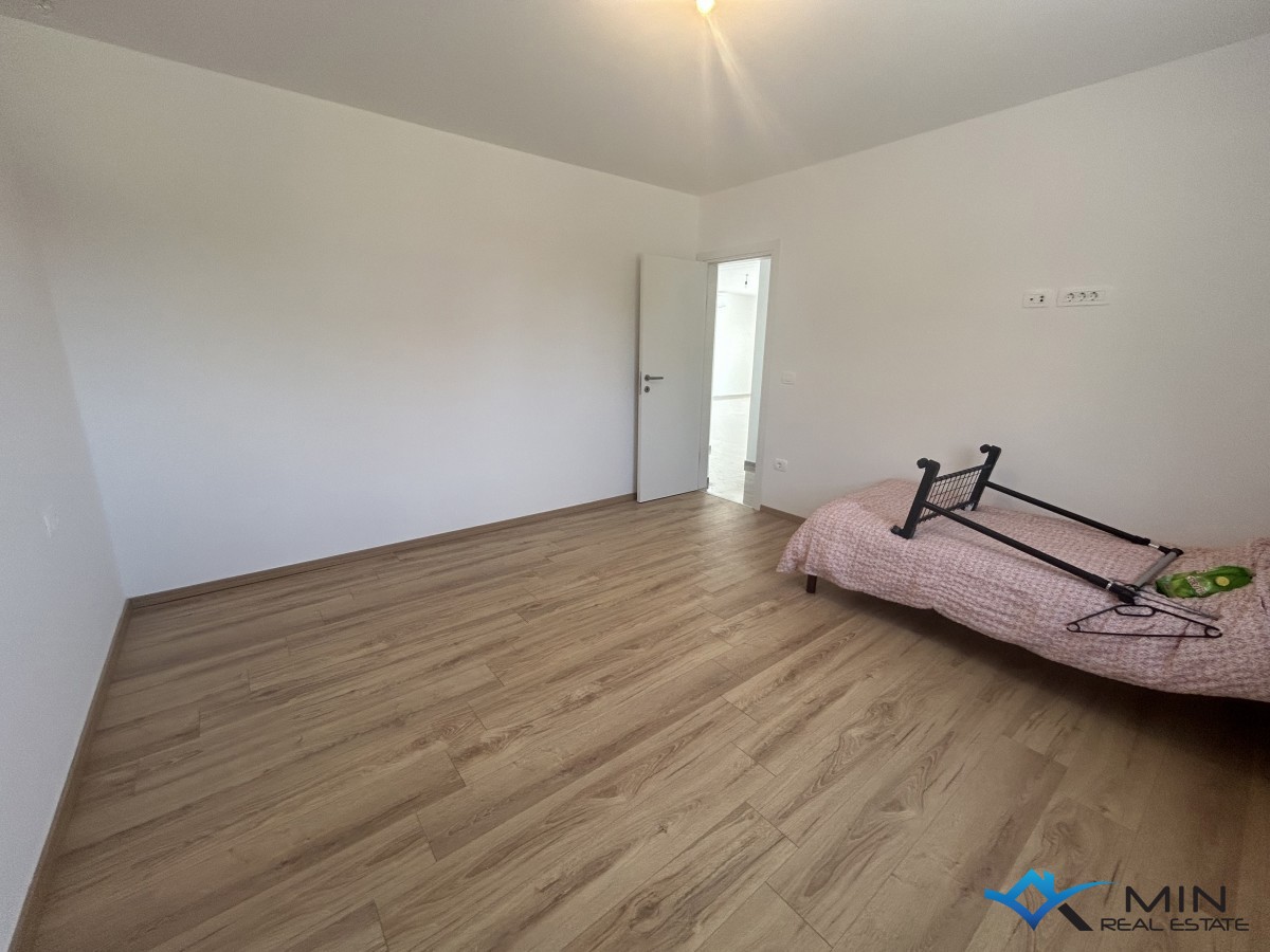 Confortevole appartamento con 3 camere da letto e piscina a Cittanova (S1)