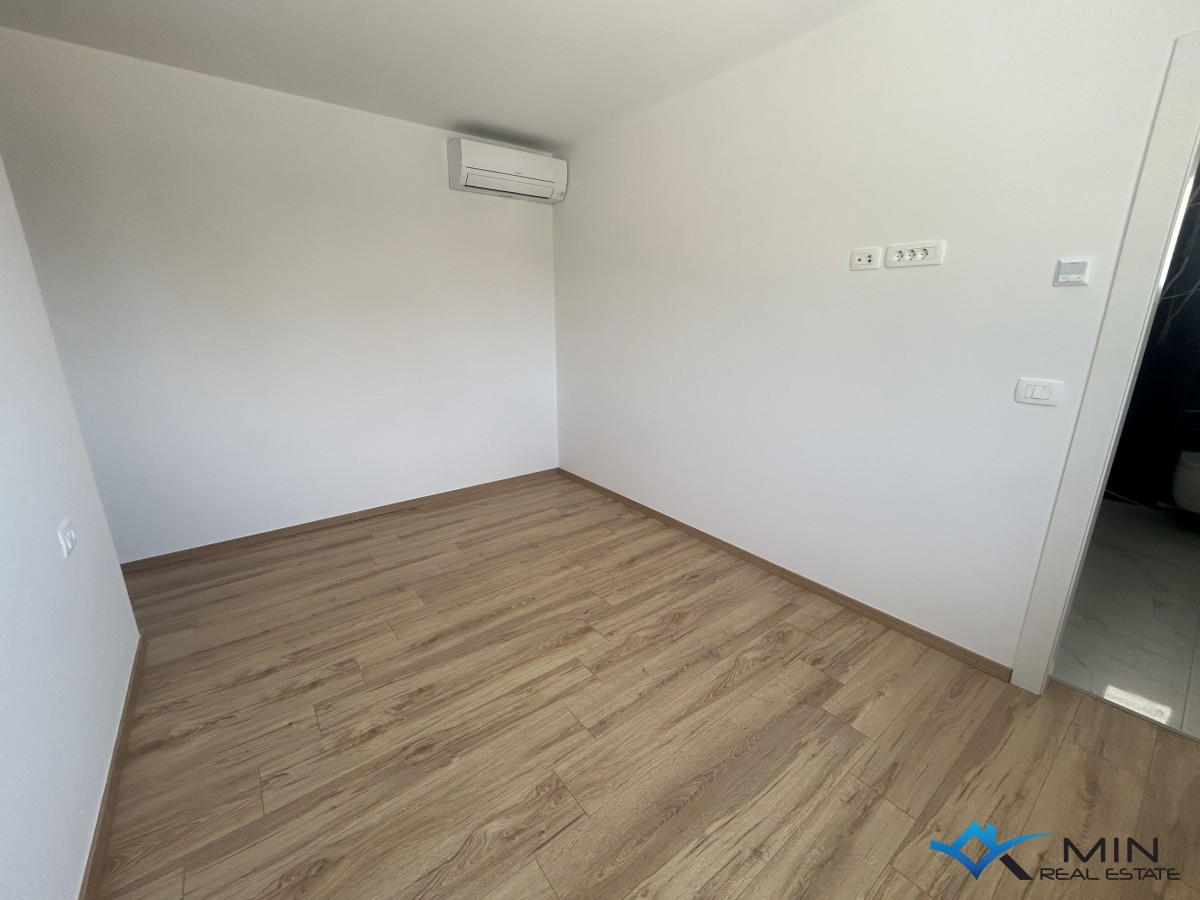 Confortevole appartamento con 3 camere da letto e piscina a Cittanova (S1)