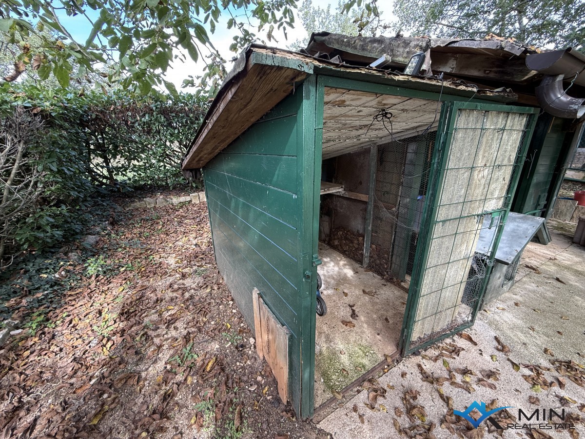 Casa indipendente con ampio cortile a Grisignana