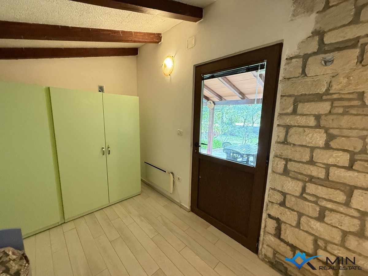 Casa indipendente con ampio cortile a Grisignana