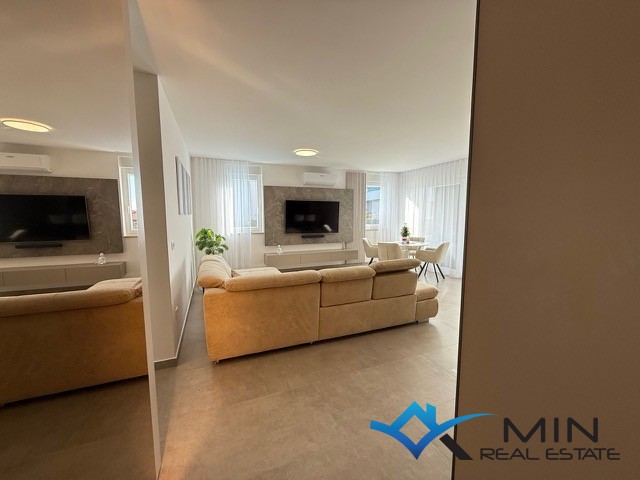 Grazioso appartamento con piscina riscaldata a Cittanova