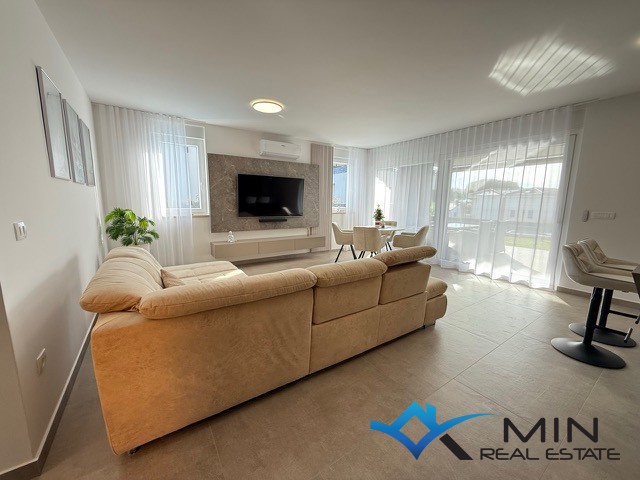 Grazioso appartamento con piscina riscaldata a Cittanova