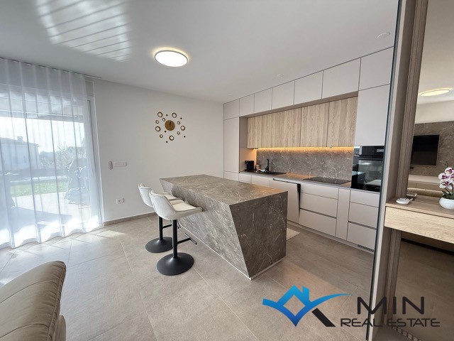 Grazioso appartamento con piscina riscaldata a Cittanova