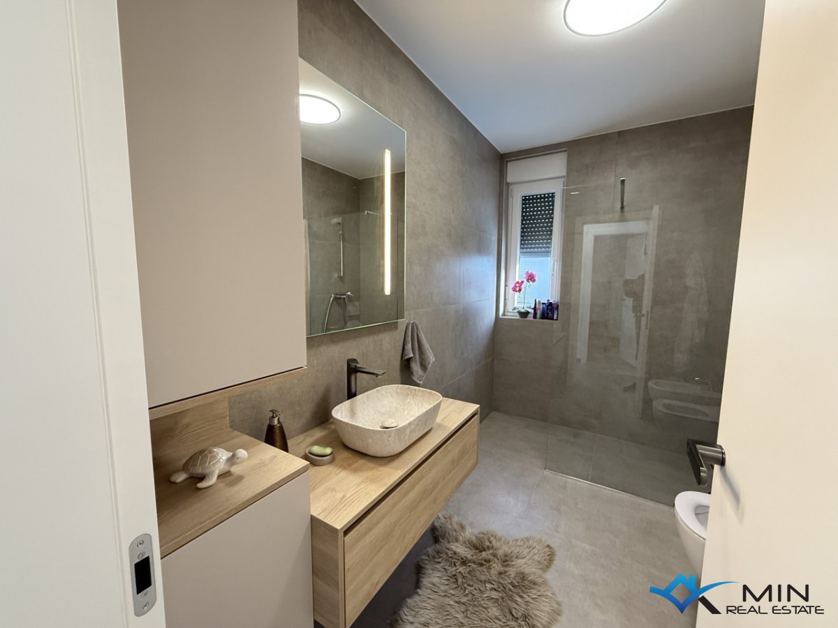 Grazioso appartamento con piscina riscaldata a Cittanova