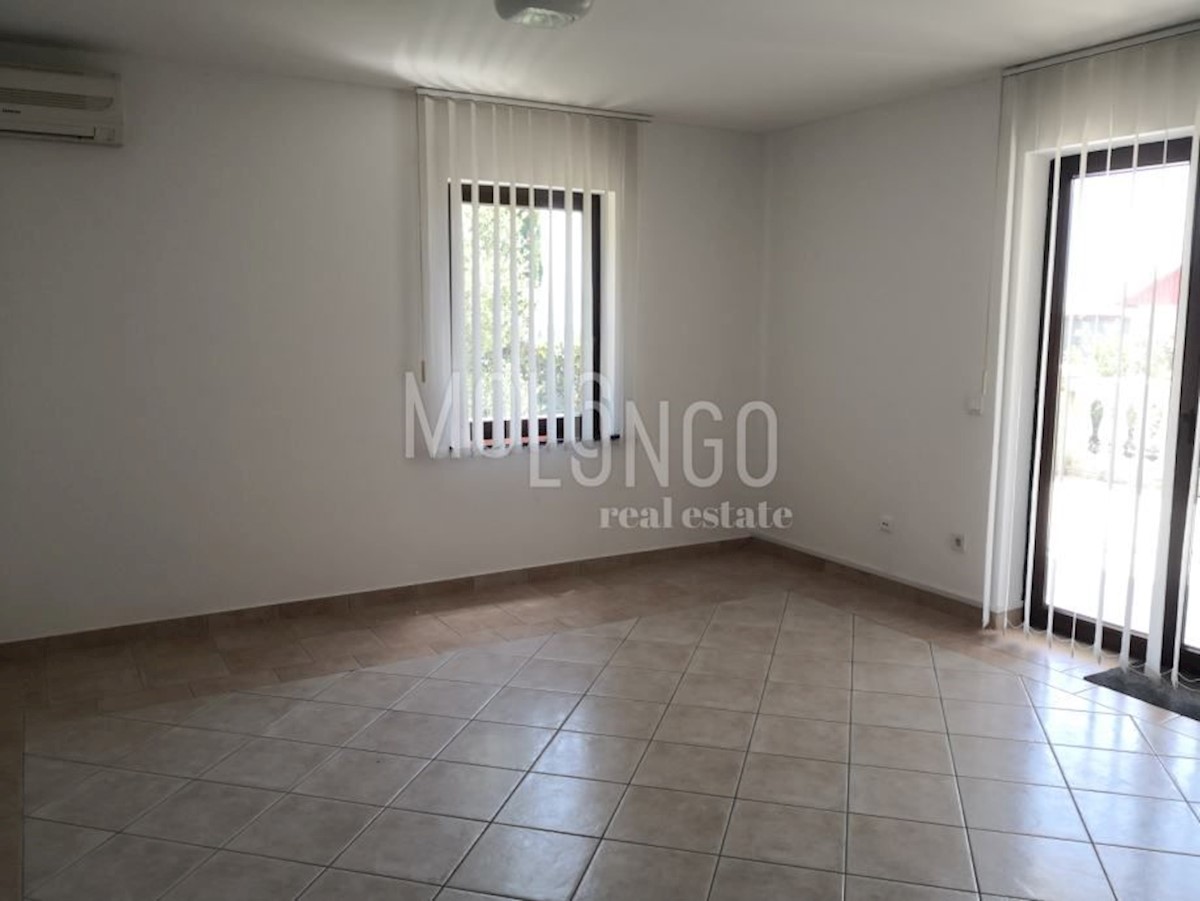 Appartamento/appartamento Novi Vinodolski, 105,33m2