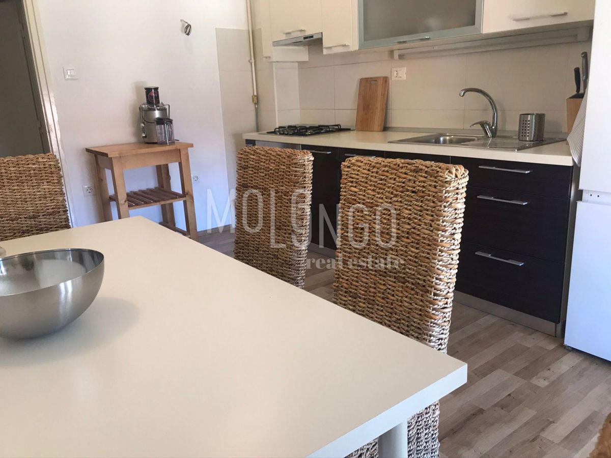 Appartamento/appartamento Centar, Rijeka, 77,08m2