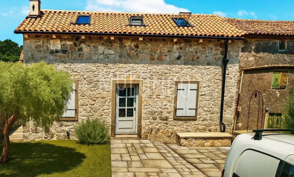 Casa Skitača, Raša, 90m2