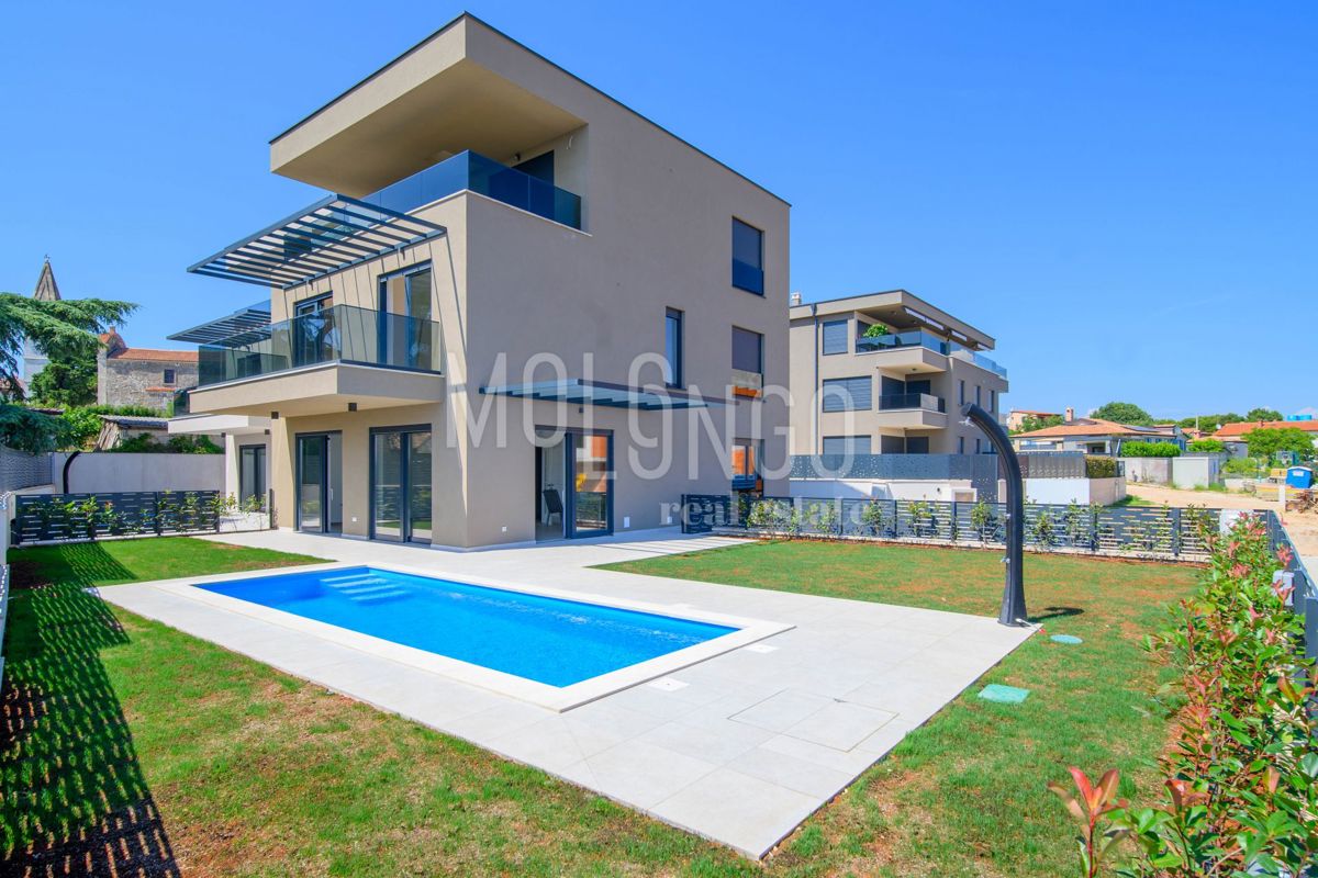 Appartamento/appartamento Poreč, 152,13m2