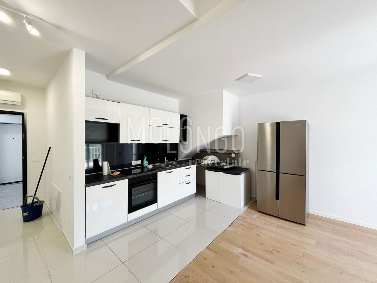 Appartamento/appartamento Rešetari, Kastav, 70m2