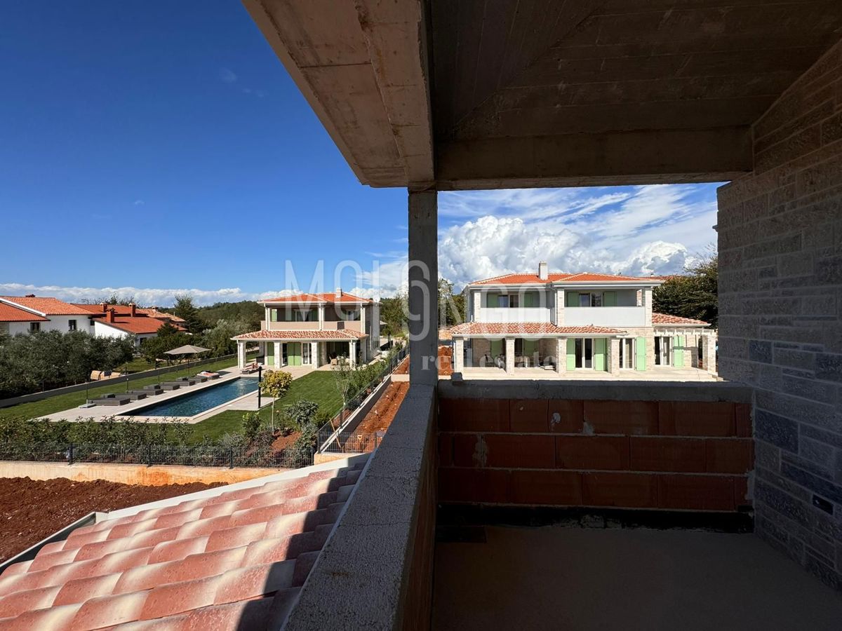  ISTRIA, POREČ – Splendida villa in un tranquillo villaggio istriano.