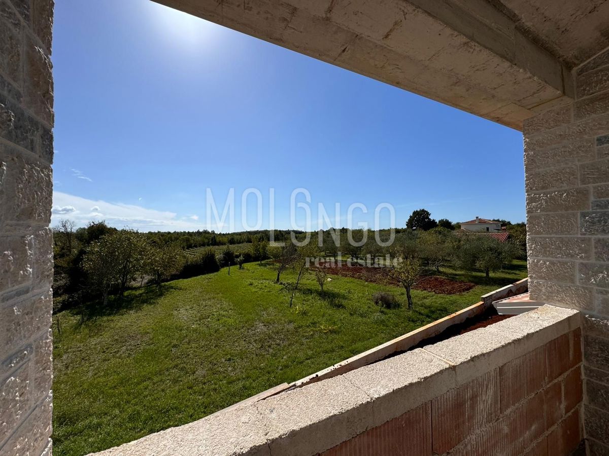  ISTRIA, POREČ – Splendida villa in un tranquillo villaggio istriano.