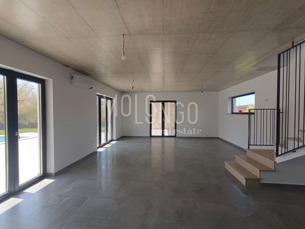 ISTRIA, POREČ Villa moderna a 4 km dal mare.